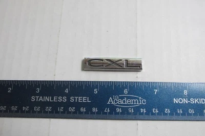 Emblema Buick Century Limited 1997-2005 de fábrica Foto 1 de 4