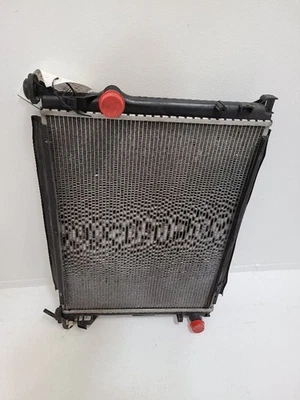 2011-2016 CHRYSLER 300 Radiator Standard Duty Cooling Opt Nmb 68050291AA - Imagem 1 de 4