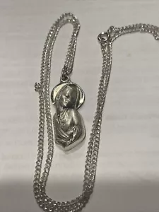 🕇 Vintage Creed Sterling Silver Virgin Mary pendant - Picture 1 of 5