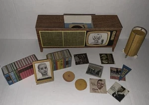 Vintage 1962 Barbie Dream House Console TV Record Player Records Picture Table - Picture 1 of 15