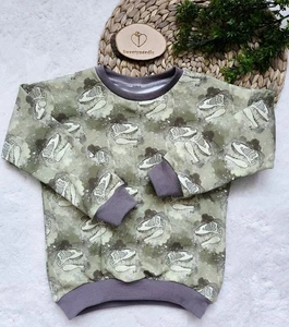 Handmade Bio Sweat Oversized Pullover "Dinoschädel"  Gr. 122/128 - Bild 1 von 1