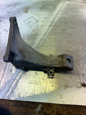 Brazo de soporte lateral de paso de montaje del motor BMW E36 318ti 318i 318is 11811137014 Foto 1 de 4