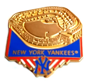 Yankees Pins NICE LTM EDITION New York Yankees Stadium 1997 Commemorative Pin - Bild 1 von 2