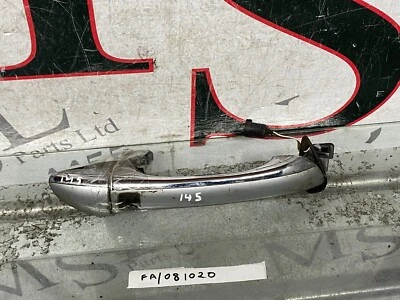 MERCEDES BENZ W220 S CLASS KEY LESS GO REAR EXTERIOR DOOR HANDLE RIGHT SIDE - Image 1 of 4