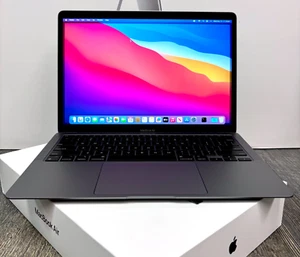 Apple 2020+ MacBook Air M1 3.2GHz (7-Core Pro GPU) 16GB RAM - Very Good - Picture 1 of 17