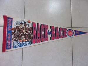 Vintage Felt Souvenir Pennant Detroit Pistons Back to Back 29" - Picture 1 of 6
