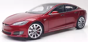 Tesla Model S P100D Multi Coat rouge échelle 1:18 voiture miniature moulé sous pression *LIRE* - Photo 1 sur 16