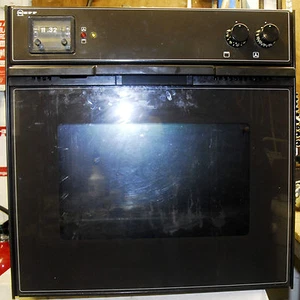 NEFF B1120F1GB/01 SINGLE OVEN BROKEN TO SELL INDIVIDUAL PARTS:SEE DESCRIPTION - Picture 1 of 5