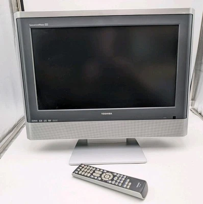 Toshiba 20" TV/DVD Combo TheaterWide HD Model 20HLV86 With Remote - Image 1 of 4