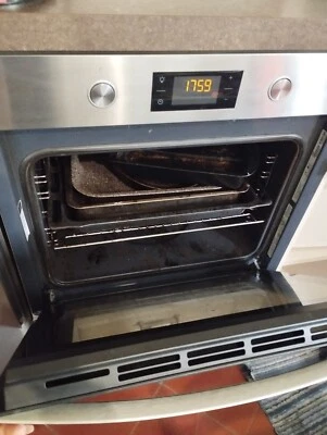 Vendo forno elettrico usato ad incasso causa sgombero. Prezzo trattabile  - Immagine 1 di 2