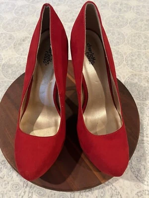 Женские туфли на платформе на высоких каблуках CHARLOTTE RUSSE размер 9,5 КРАСНЫЕ замшевые. - Изображение 1 из 4