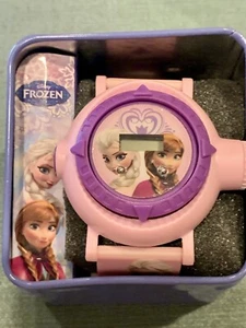 Disney Kinder Frozen Elsa und Anna Projektion Digitaluhr, hellrosa - Bild 1 von 12