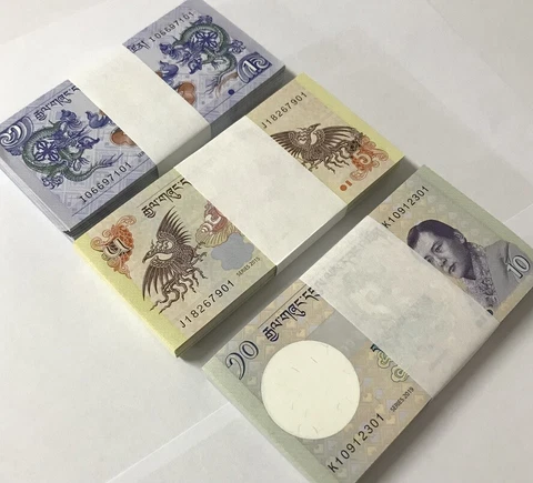 Bhutan Set 3 x 100 UNC 1 5 10 Ngultrum 2015-2019 p 27 28 29 = Lot 3 Bundles Cover