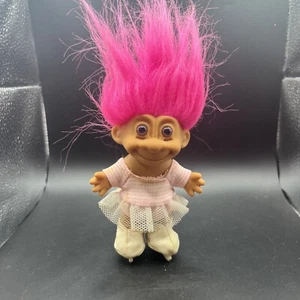 ICE SKATER 5" Russ Troll Doll Ice Skates Pink Hair Brown Eyes - Picture 1 of 5