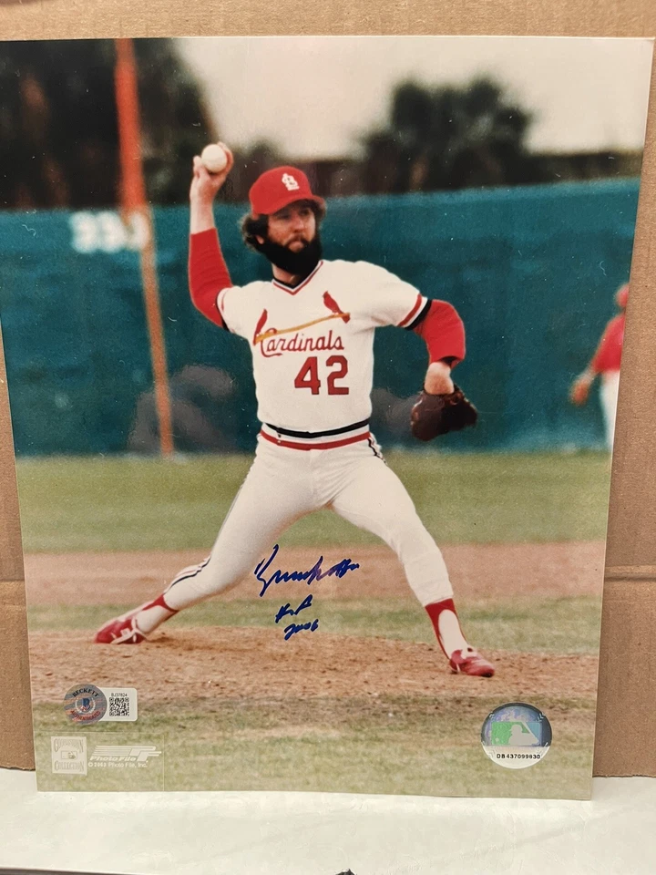 St. Louis Cardinals Bruce Sutter SIGNED 8x10 autographed PHOTO w/HOF Beckett COA - Image 1 of 1