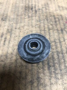 New Old Stock Nissan Cushion Mount Part #21506-AX300. - Bild 1 von 8