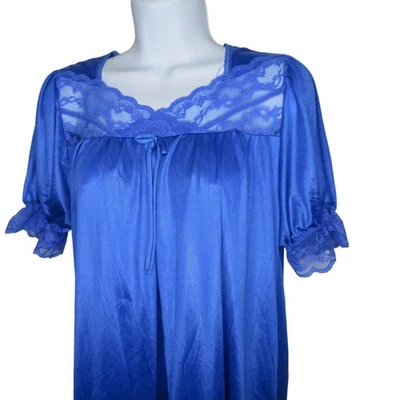Camisón vintage Texsheen para mujer azul nailon detalle de encaje manga corta hecho en EE. UU. Foto 1 de 4