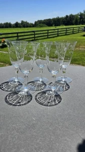 Vintage Etched Crystal Wine Glasses Set of 5 Floral Polka Dot Stemware 6.5" Tall - Picture 1 of 7