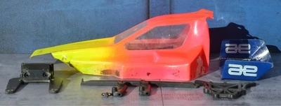 TEAM ASSOCIATED RC10 B2  TEILE ERSATZTEILE PARTS  VINTAGE - Bild 1 von 4