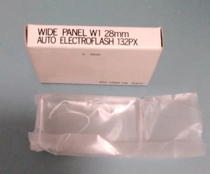 NOS Minolta Wide Panel W1 28mm 132PX for ELECTROFLASH Code No. 8802-500 UNOPENED - Picture 1 of 2