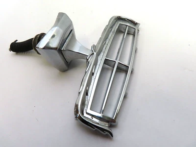 NOS 1973 1974  Mercury  Marquis /  Colony Park header panel hood ornament logo Foto 1 de 4