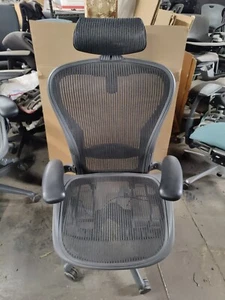 Herman Miller Aeron Mesh Desk Chair Size C fully adj lumbar black mesh Headrest - Picture 1 of 8