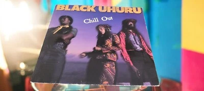 33 Tours Vinyle Black Uhuru  🧡Chill Out  France 1982 Reggae Dub - Photo 1/4