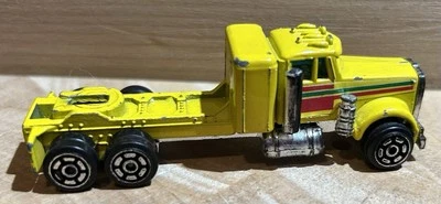 老式 1978 年通用产品半卡车 — 第 1/4 张图片