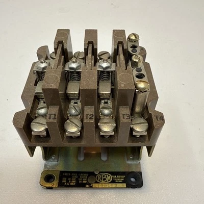 Interruptor eléctrico Essex Wire Co RBM 109153-6 Foto 1 de 4