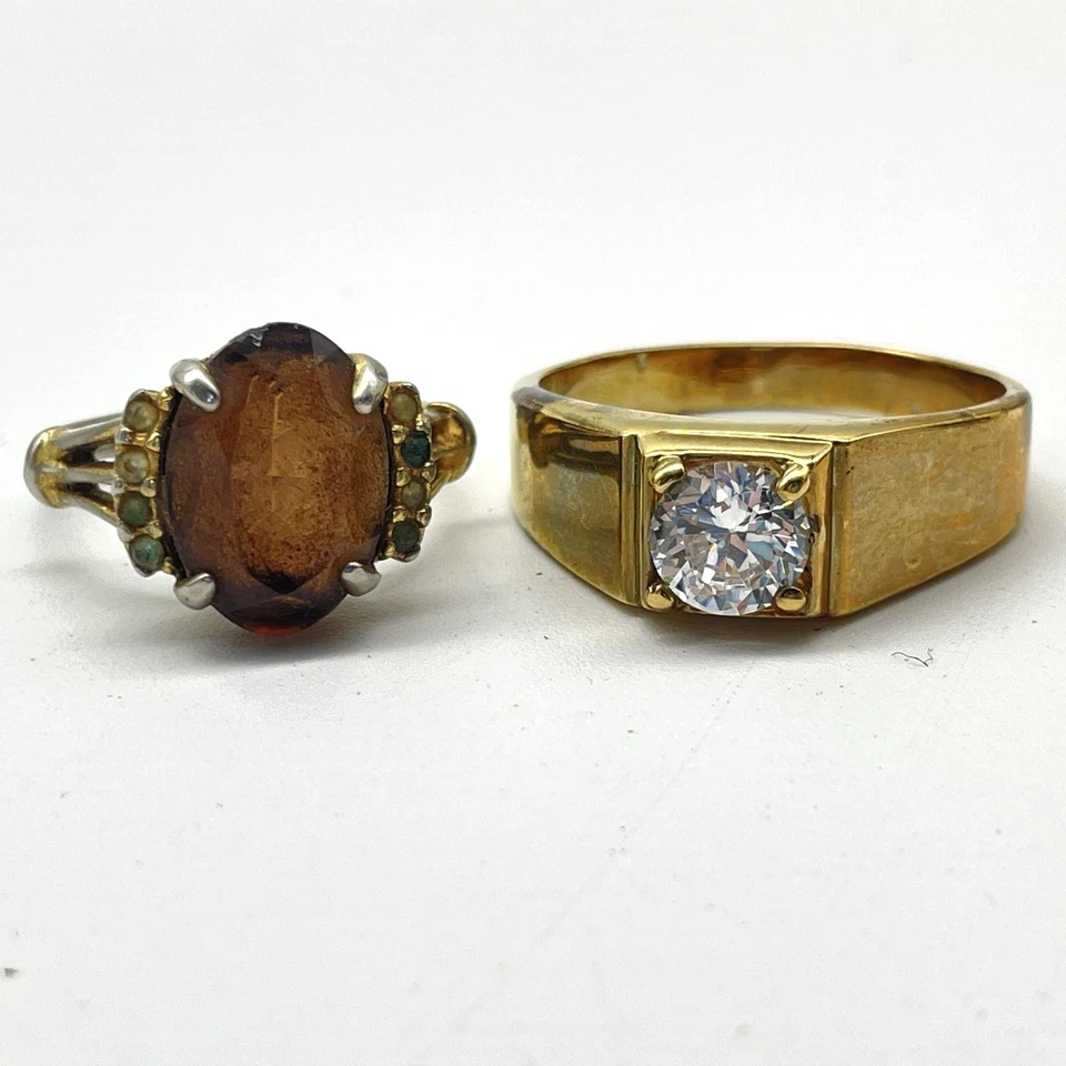 Lote 2 Anillos Bisutería Hombre Piedra Transparente Sello y Mujer Ovalado Marrón Verde Foto 1 de 4
