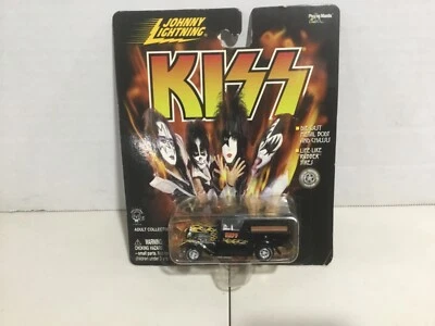 Camión Ford Modelo A 1929 Johnny Lightning 1:64 KISS con llamas Foto 1 de 4