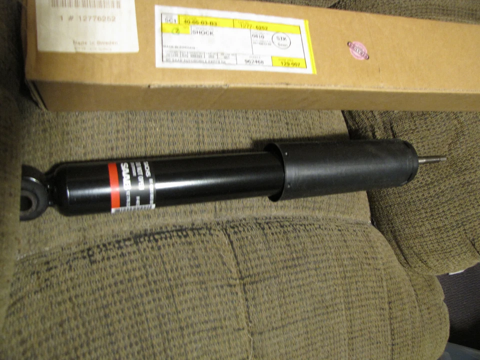 Новый оригинальный амортизатор Saab 9-3 (задний) 12776252  - Изображение 1 из 1