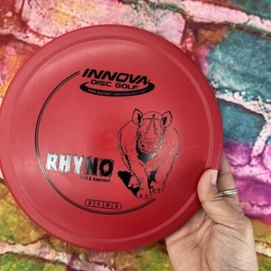 Innova Rhyno (Red, 171g) - Putt & Approach Disc Golf G42 - Picture 1 of 2