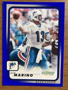 2001 Score #103 Dan Marino HOF Miami Dolphins - Picture 1 of 2