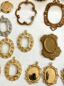 Antiguo De Colección 100 Piezas Ajustes, Alfileres, Colgantes, Gemelos, Gotas, Latón, G.P - Imagen 1 de 8