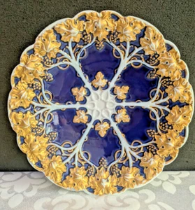 ATQ 1815-1924 MEISSEN Embossed Gilded Cobalt Blue Plate: Grape, 1-st Q-ty, Ø8.5 - Picture 1 of 9