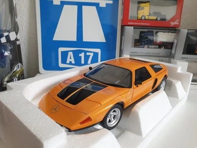 183050 Norev Mercedes C 111 / II 1970 Weissherbs metallic 1:18 - Bild 1 von 4