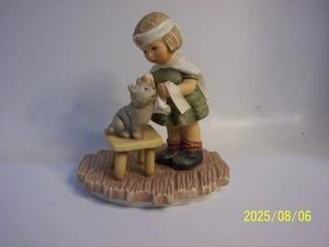 Vintage 1996 Berta Hummel “Tender Loving Care” Nurse Vet Girl Cat Goebel BH 25 - Picture 1 of 6