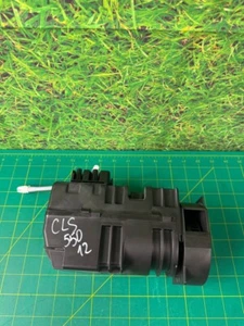 Mercedes W218 S550 CL550 CLS550 Dynamic Seat Vacuum Pump 0008004448 OEM - Picture 1 of 9