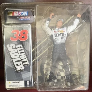 Action Mcfarlane Series 4 Elliott Sadler #38 M&M's Series 2004 Figure SEALED - Picture 1 of 5