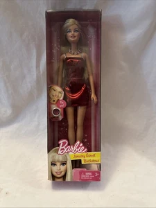 Barbie 2010 muñeca piedra de nacimiento granate enero Mattel W5077 cabello rubio - Imagen 1 de 12