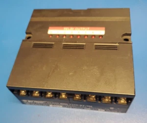 Square D SY/MAX Type RT-108 Class 8005 Series A1 Relay Output Module RT108 - Picture 1 of 3
