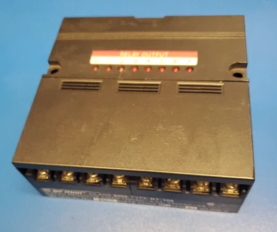 Módulo de salida de relé Square D SY/MAX tipo RT-108 clase 8005 serie A1 RT108 Foto 1 de 3