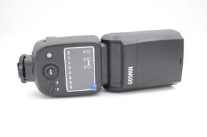 Neewer Tilt/Swivel Shoe Mount Flash NW600 with Diffuser and Pouch - Picture 1 of 8