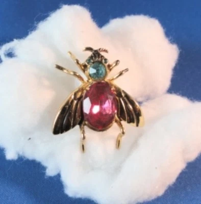 Винтажная золотистая бирюзовая и рубиновая булавка с драгоценными камнями / брошь @ 1 1/4 дюйма x 1 3/4 дюйма кора - Изображение 1 из 4