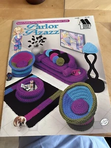 Annie's Attic ~ PARLOR PIZAZZ MODEPUPPE DEKOR - Häkelbuch 540B - Bild 1 von 2