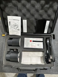 Pocket Detective 2.0 Photometric Window Tint Tester Kit - Picture 1 of 7