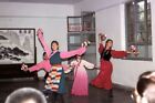 #SF - Photo diapositive vintage 35 mm - Filles dansant - Chine - 1977