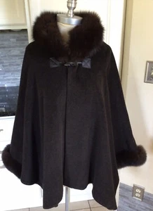 St. John Brown Wool Blend Cape, Coat,Real Blue Fox Trim Toggle Closure, One Siz - Picture 1 of 11