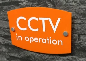 SEÑAL DE ADVERTENCIA CCTV impermeable uso exterior libre de óxido cámara de acrílico a prueba de heladas TV - Imagen 1 de 1
